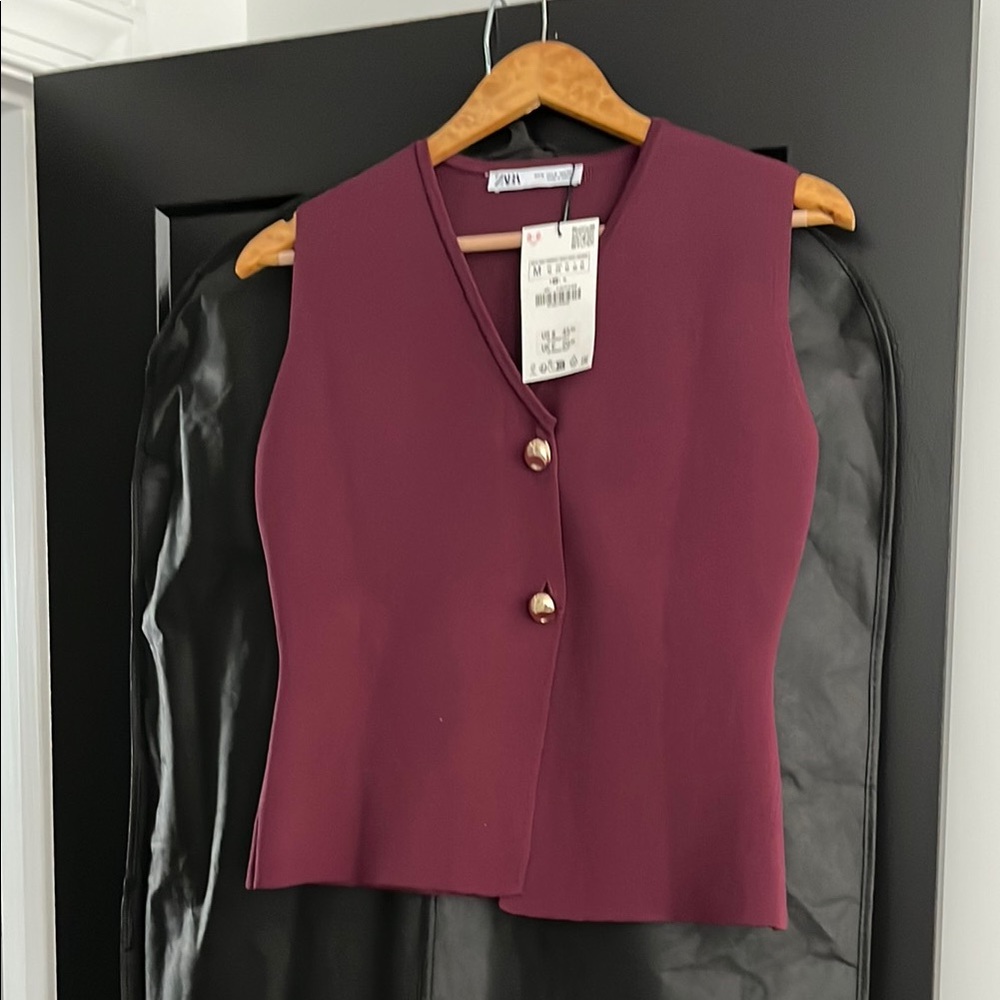Zara Burgundy Sleeveless Button-Front Vest Top